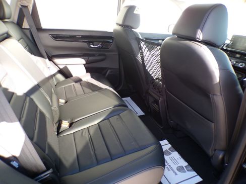 Used 2025 Honda CR-V EX-L image 8