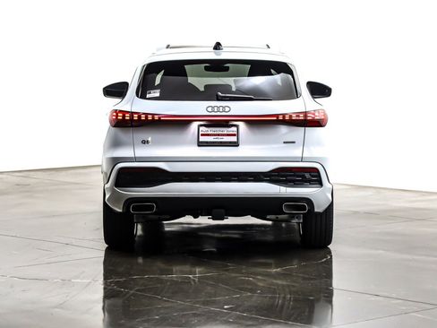 New 2025 Audi Q5 Premium Plus image 3