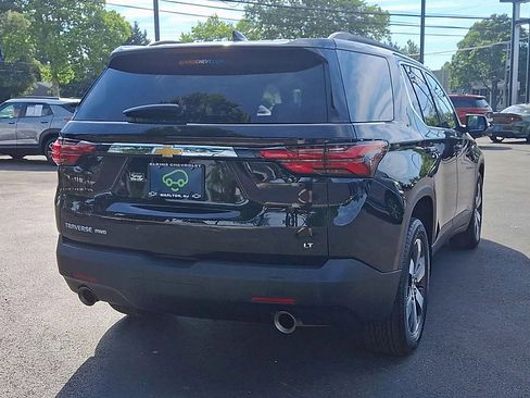 Certified 2023 Chevrolet Traverse LT w/ LT Premium Package AWD/4WD image 2
