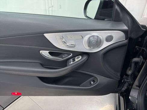 Used 2018 Mercedes-Benz C 300 C 300 image 17