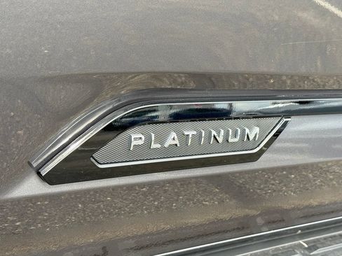 Used 2024 Toyota Sequoia Platinum AWD/4WD image 28