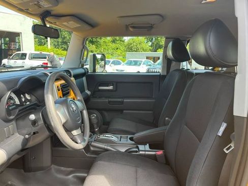 Used 2008 Toyota FJ Cruiser 4WD image 5