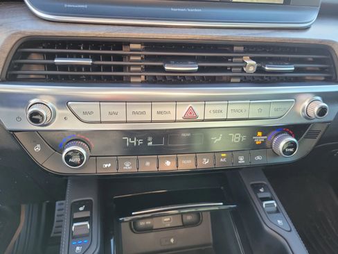 Used 2020 Kia Telluride SX w/ SX Prestige Package image 28