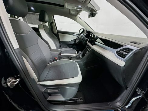 New 2026 Volkswagen Taos SE AWD/4WD image 22