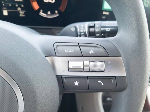 New 2027 Hyundai Kona SE FWD image 22