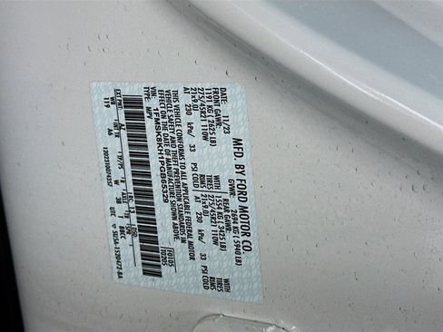 Used 2023 Ford Explorer ST-Line w/ Class IV Trailer Tow Package image 12