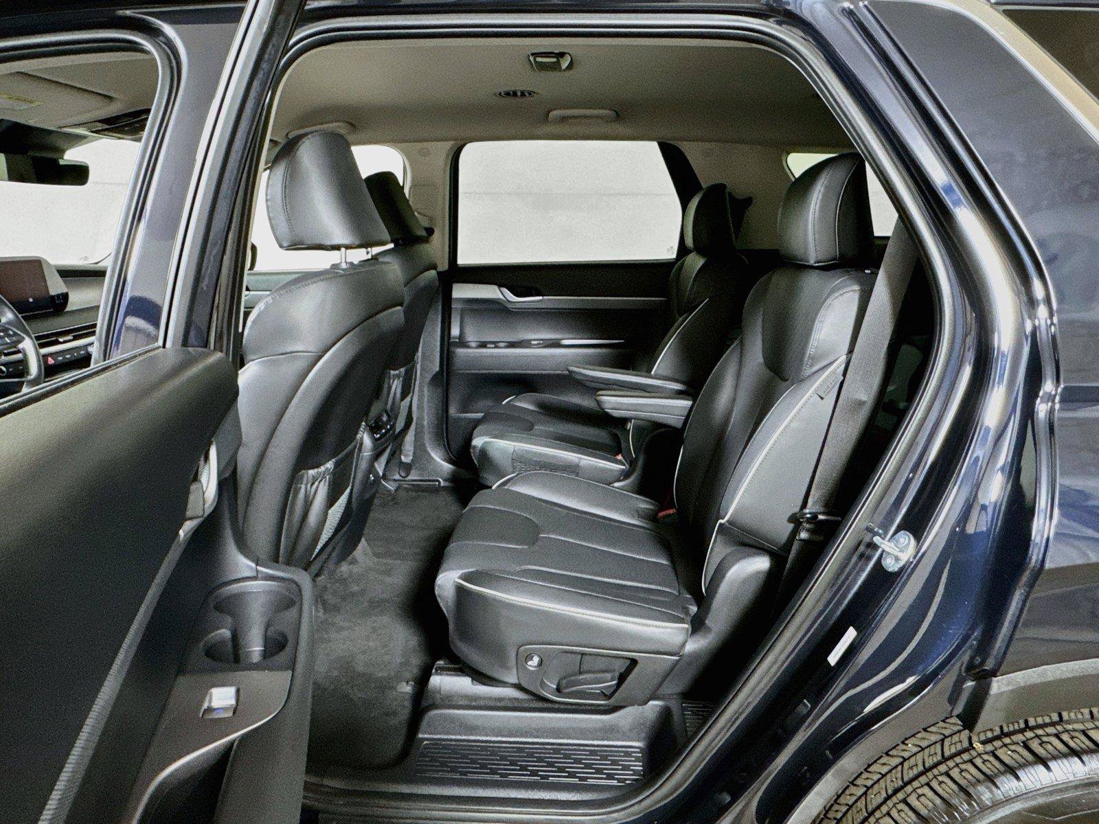 Used 2025 Hyundai Palisade SEL FWD image 22