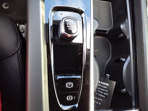 Certified 2024 Volvo XC60 T8 Plus w/ Climate Package image 18