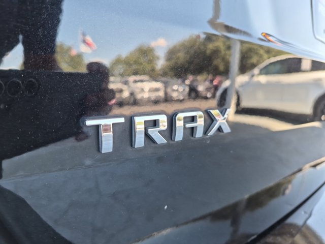 Used 2018 Chevrolet Trax LT FWD image 27