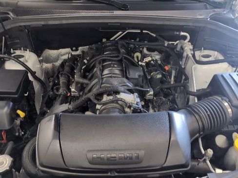 Used 2024 Dodge Durango R/T image 39