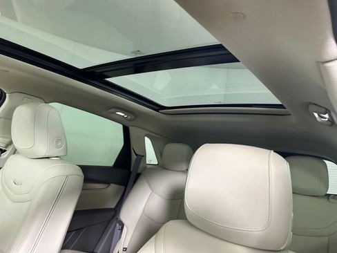 Certified 2024 Cadillac XT5 Premium Luxury w/ LPO, Floor Liner Package image 12