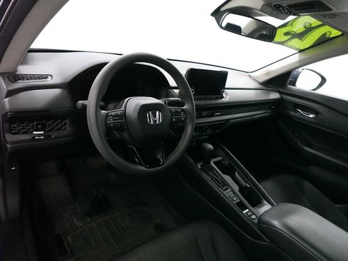 Certified 2023 Honda Accord EX image 15