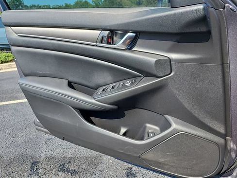 Used 2021 Honda Accord LX image 30
