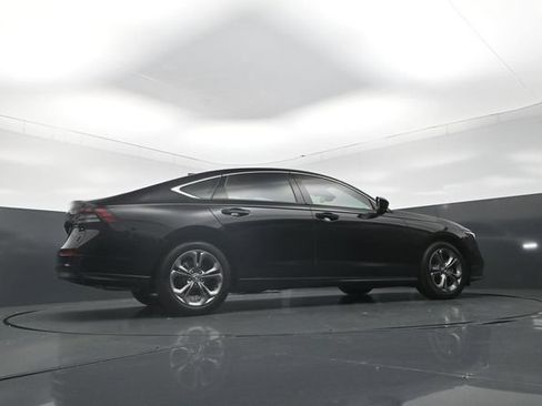Used 2024 Honda Accord EX image 33