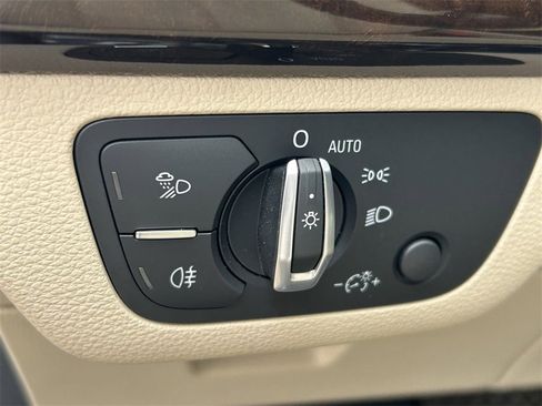 Used 2018 Audi Q5 2.0T Premium image 30