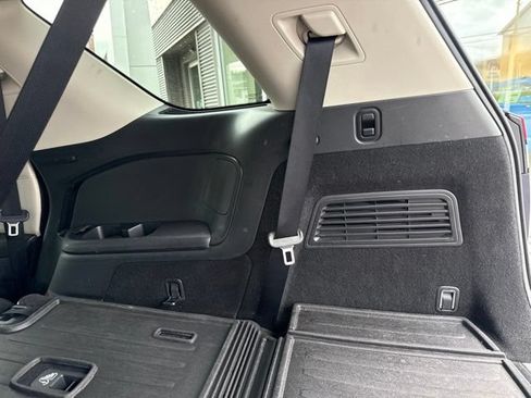 Used 2022 Nissan Pathfinder SL w/ Cargo Package AWD/4WD image 42