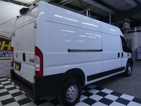 Used 2020 RAM ProMaster 2500 w/ Interior Convenience Group image 8