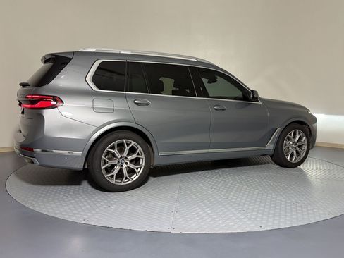 Certified 2025 BMW X7 xDrive40i AWD/4WD image 9
