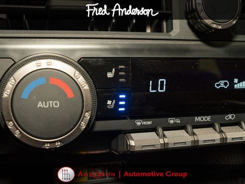 Used 2025 Toyota 4Runner TRD Off-Road Premium AWD/4WD image 15