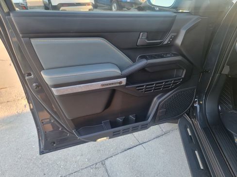 Used 2025 Toyota 4Runner Trailhunter image 10