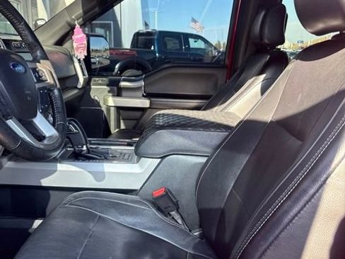 Used 2015 Ford F150 Lariat w/ Equipment Group 502A Luxury AWD/4WD image 9