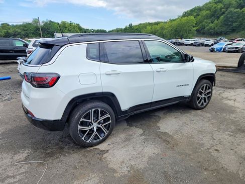 Used 2024 Jeep Compass Limited w/ Elite Group AWD/4WD image 5