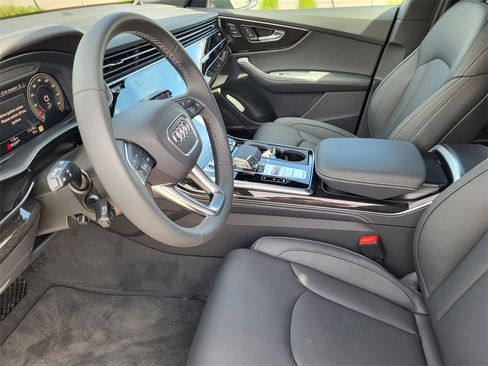 New 2025 Audi Q8 Prestige w/ Prestige Package image 7