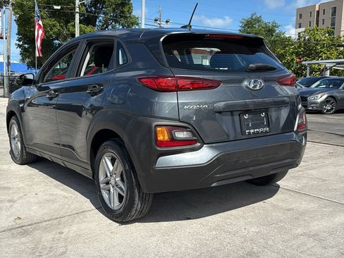 Used 2018 Hyundai Kona SE FWD image 12