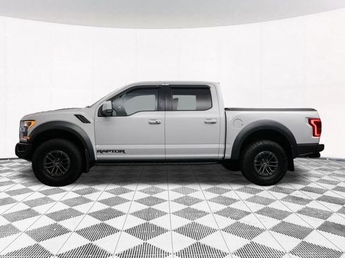 Used 2019 Ford F150 Raptor w/ Equipment Group 802A Luxury AWD/4WD image 40
