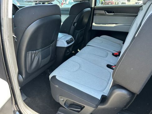 Used 2021 Hyundai Palisade SE AWD/4WD image 15