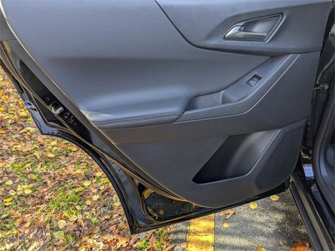 New 2026 Chevrolet Equinox LT image 22