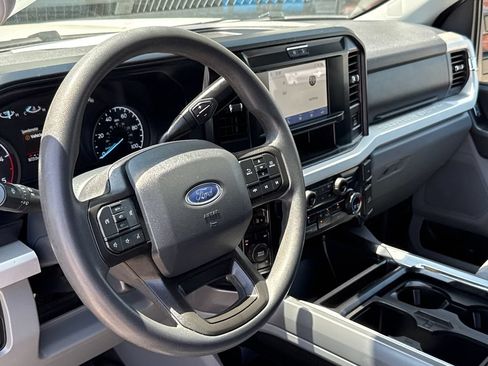 Used 2025 Ford F350 XLT w/ 360-Degree Camera Package AWD/4WD image 20