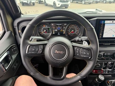 Used 2025 Jeep Wrangler Unlimited Rubicon 392 AWD/4WD image 16