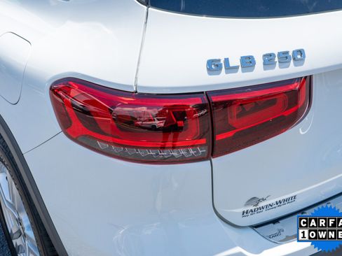 Used 2023 Mercedes-Benz GLB 250 image 10