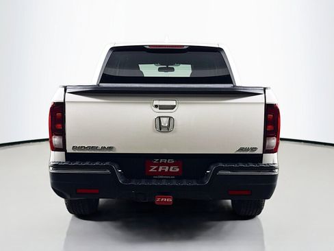 Used 2017 Honda Ridgeline RTL-T image 4
