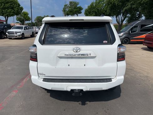 Used 2021 Toyota 4Runner SR5 Premium w/ Moonroof Package image 3