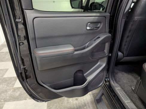 Used 2023 Nissan Frontier PRO-4X w/ Pro-4X Premium Package image 10