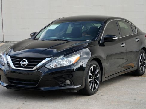 Used 2018 Nissan Altima 2.5 SL FWD image 39