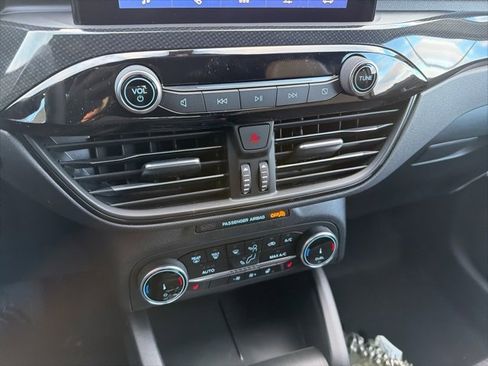 New 2026 Ford Escape ST-Line w/ Cold Weather Package image 15