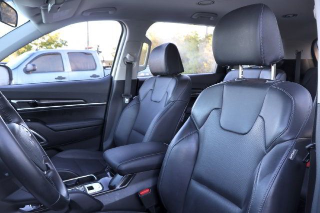 Used 2023 Kia Telluride S AWD/4WD image 11