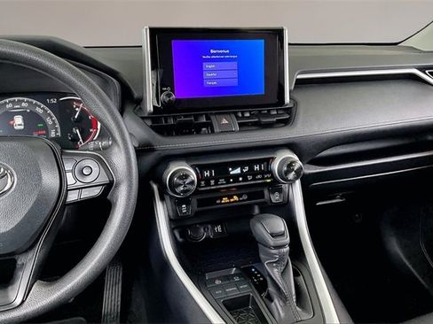 Used 2025 Toyota RAV4 XLE image 9
