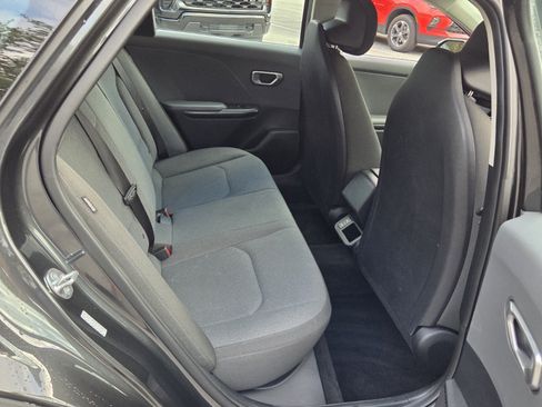 Used 2025 Kia K4 FWD image 21