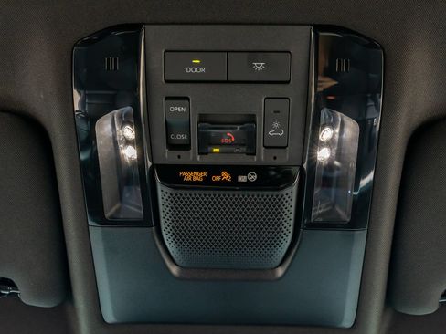 Used 2024 Lexus GX 550 w/ Accessory Package (2T) AWD/4WD image 29