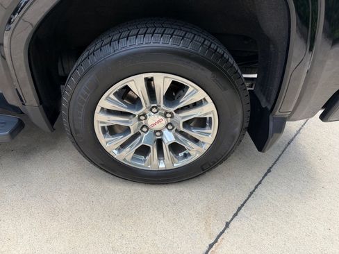 Used 2022 GMC Sierra 1500 Denali AWD/4WD image 39