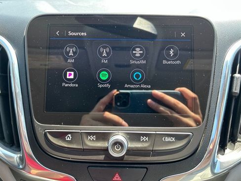 Used 2019 Chevrolet Equinox Premier FWD image 30