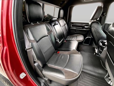Used 2023 RAM 2500 Laramie w/ Night Edition AWD/4WD image 17