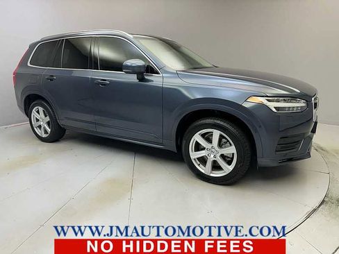 Used 2023 Volvo XC90 B5 Core w/ Protection Package Premier image 7