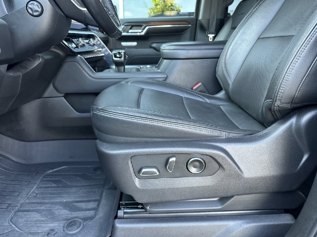 Used 2024 GMC Sierra 1500 Denali AWD/4WD image 13