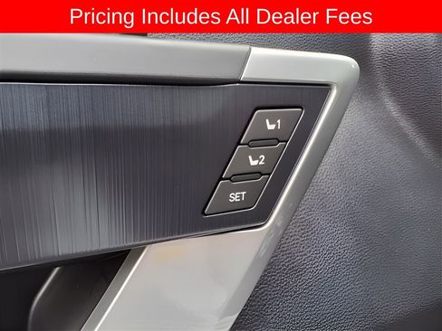 New 2025 Toyota Tundra Platinum AWD/4WD image 9