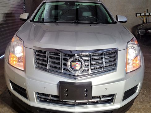 Used 2015 Cadillac SRX Luxury w/ Driver Awareness Package image 2